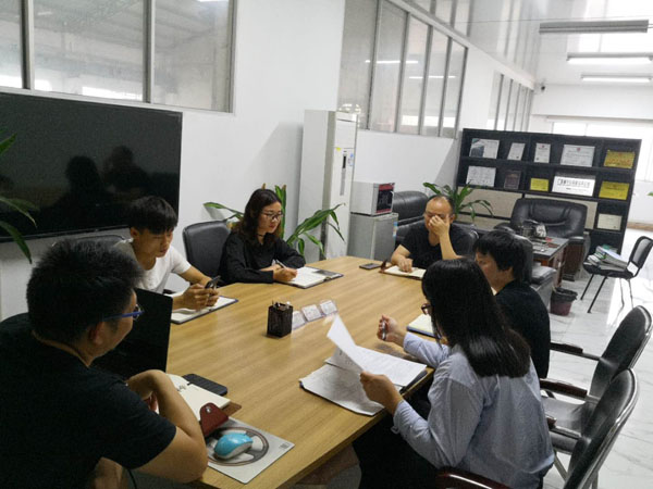 【鹽酸儲罐廠家】調整定位,滿足客戶需求實現自身價值